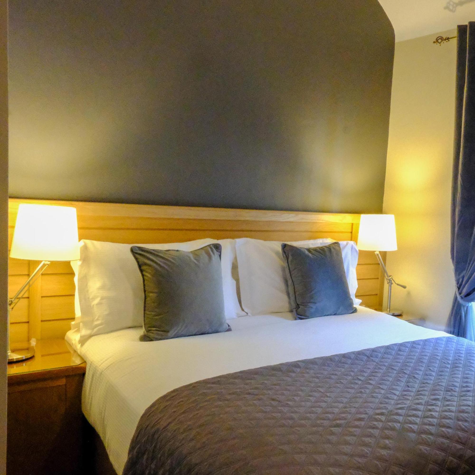 Glen Mhor Hotel At Uile-Bheist 'Brewstillery' Inverness Eksteriør bilde